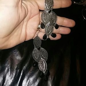 Lightweight hanging earrings